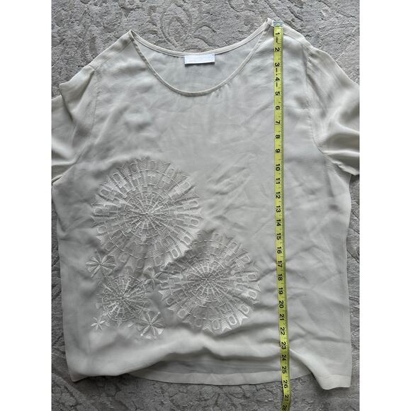 St. Emile Women’s 100% Silk Blouse Embroidered Front White Long Sleeve Size M - Picture 7 of 7